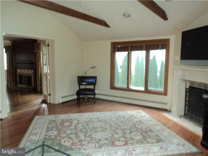 629 Centre Street Haddonfield, NJ 08033 - Photo 8 of 22 Family Room