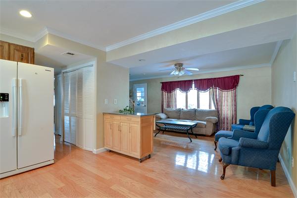 6 Kelsey Road Natick, MA 01760 - Photo 2 of 16 Gallery Image 2
