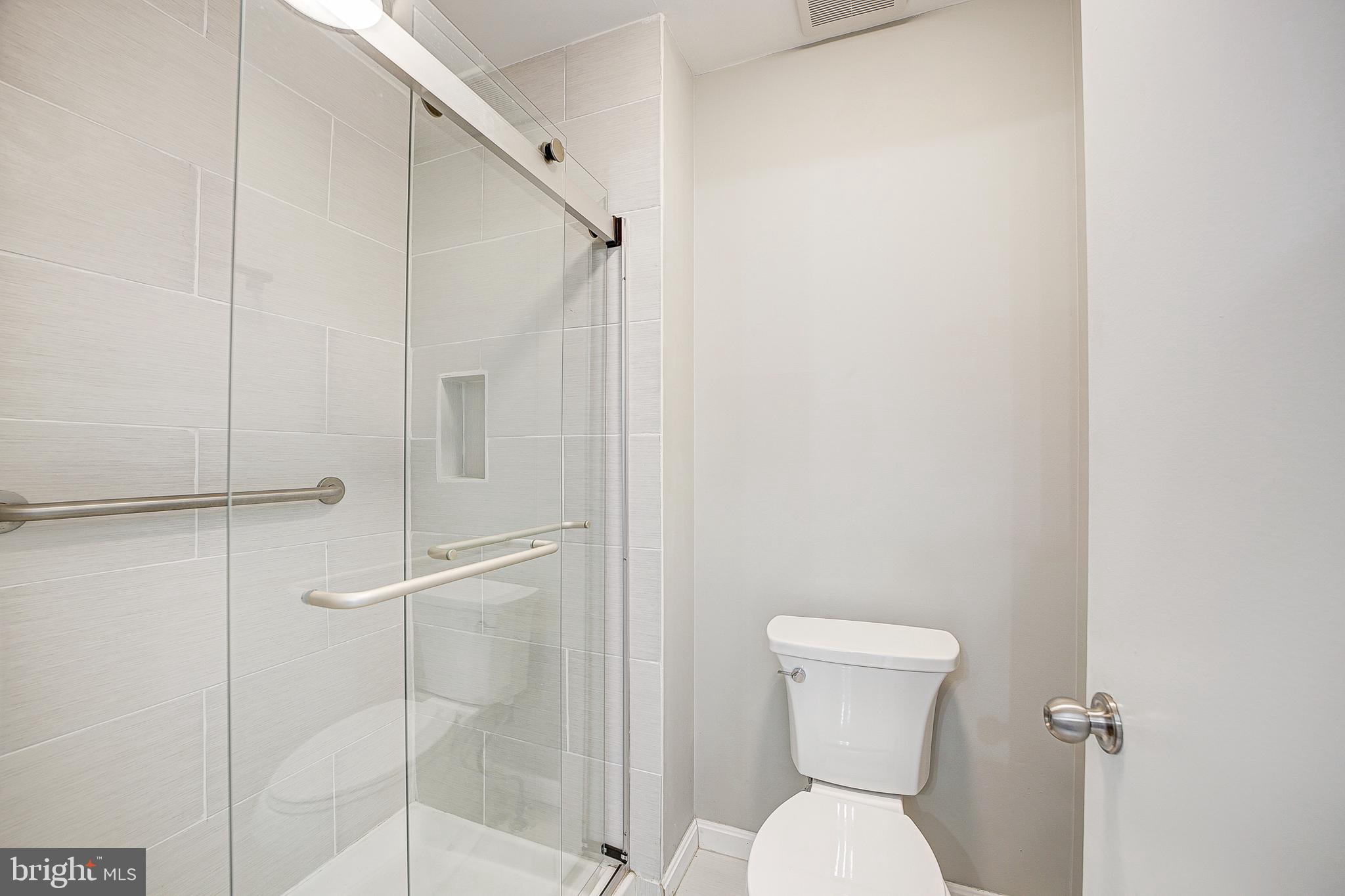 2101 Derby Ridge Lane, Unit 210 Silver Spring, MD 20910 - Photo 30 of 36