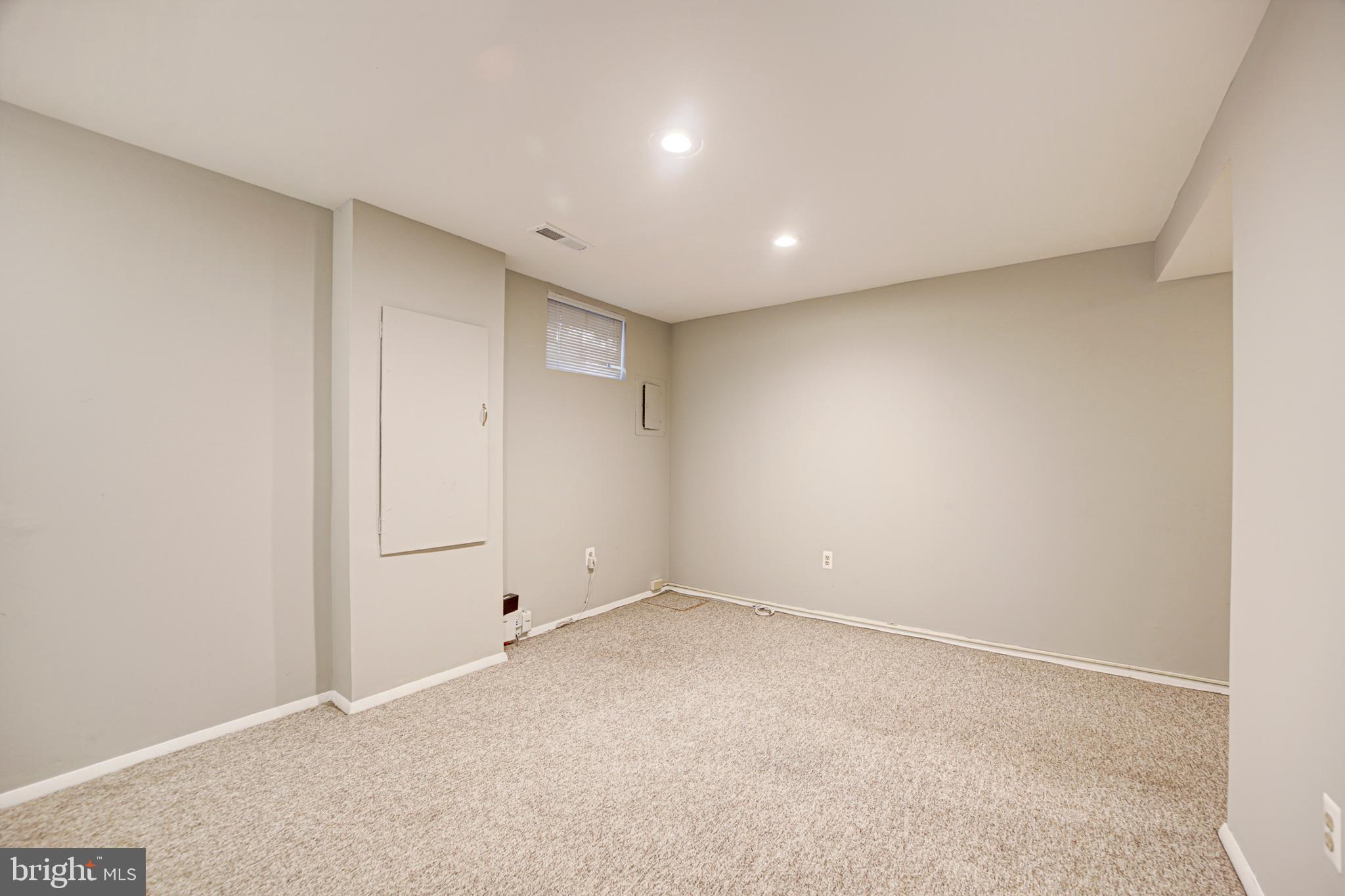 2101 Derby Ridge Lane, Unit 210 Silver Spring, MD 20910 - Photo 31 of 36