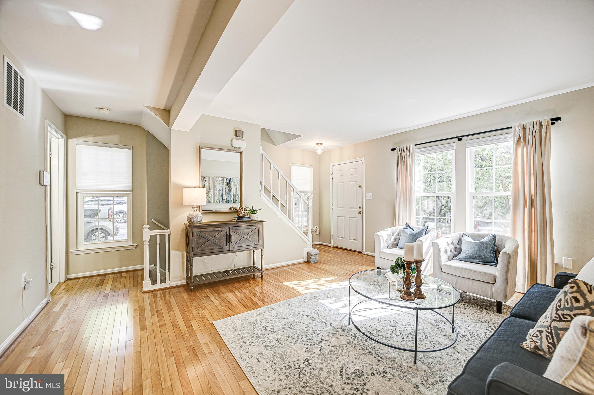 2101 Derby Ridge Lane, Unit 210 Silver Spring, MD 20910 - Photo 5 of 36