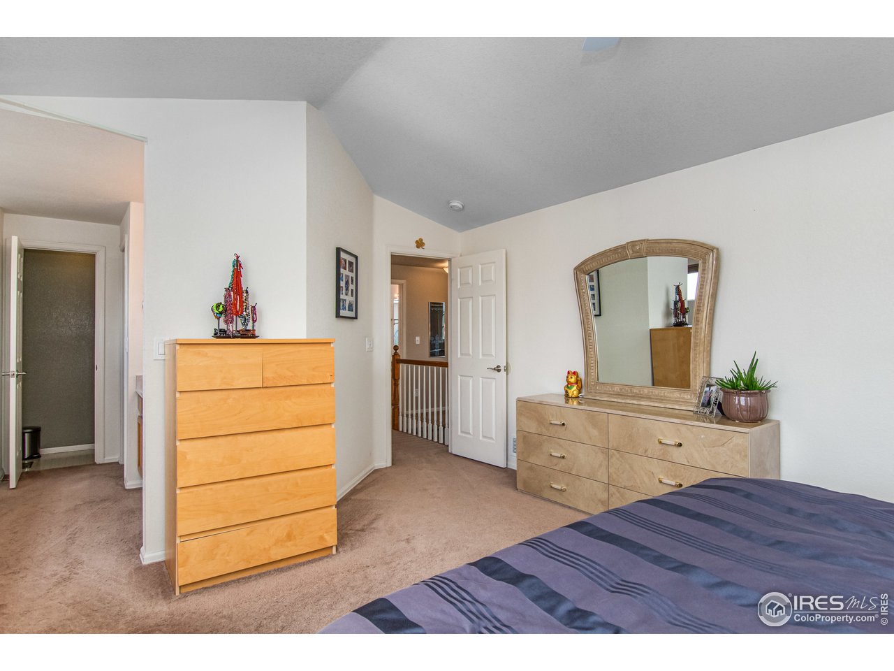 7008 Avondale Road Fort Collins, CO 80525 - Photo 20 of 40 Full master bath