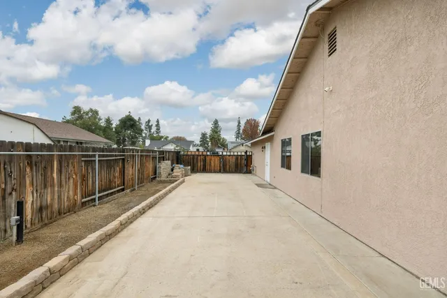 $430,000 | Undisclosed Address, Bakersfield, CA 93312