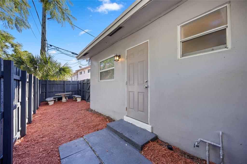 732 Southeast 15th Street, Unit 5 Fort Lauderdale, FL 33316 - Photo 16 of 25