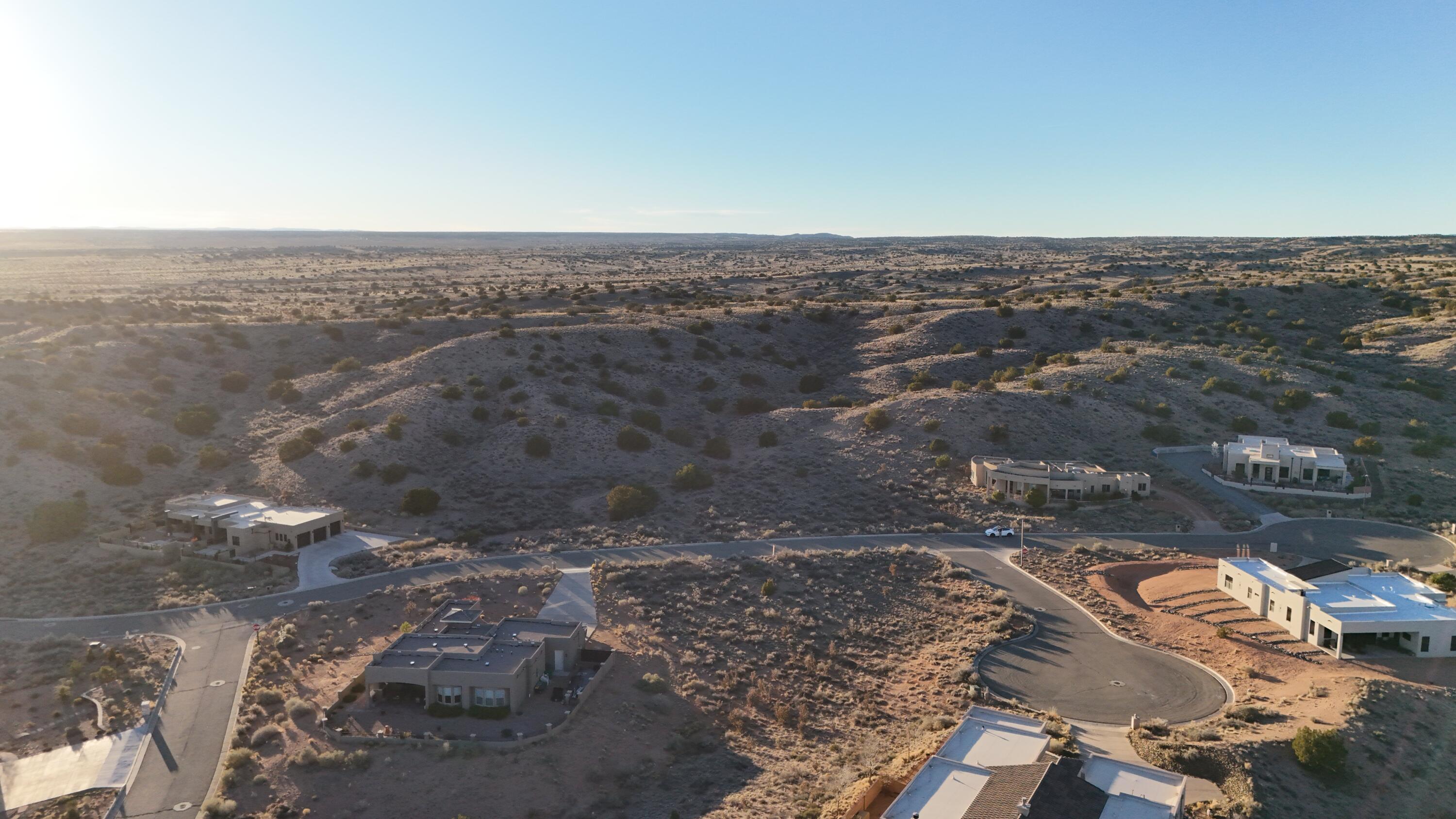 5801 Highland Meadows Drive Rio Rancho, NM 87144 - Photo 5 of 11 Gallery Image 5