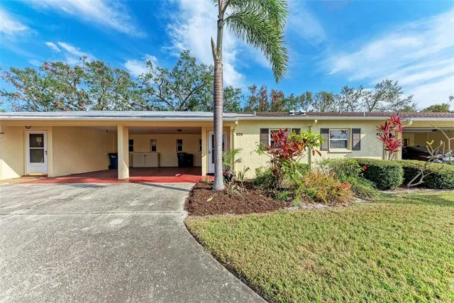 front view of house with a yard