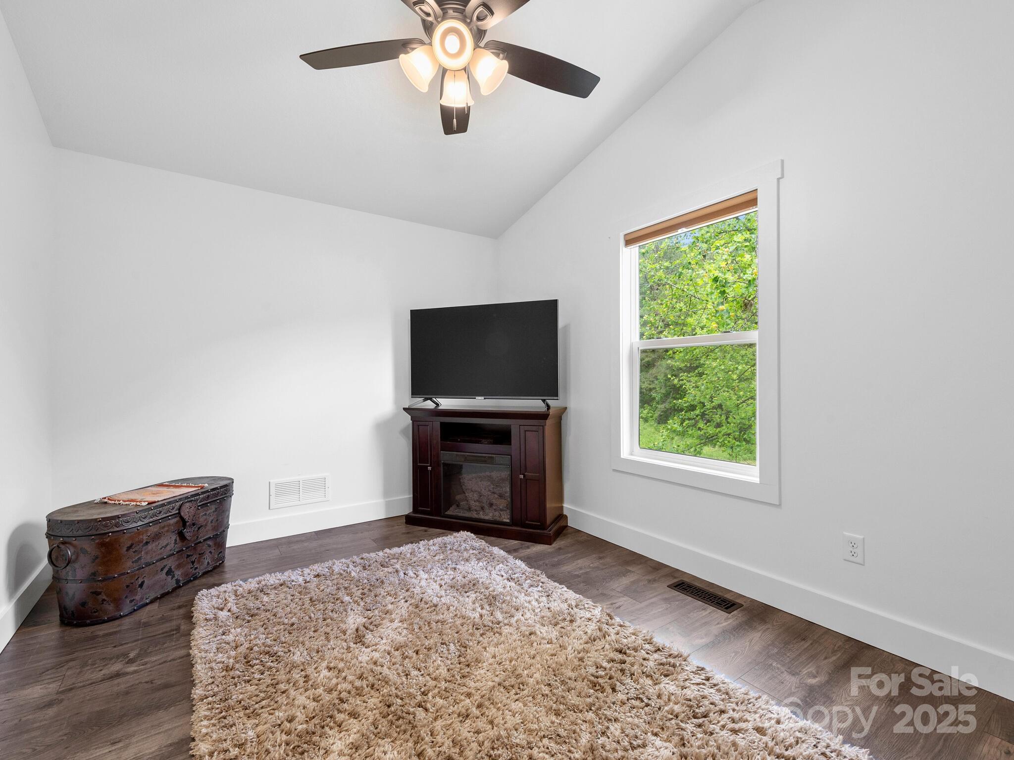 9 Ruff Road Leicester, NC 28748 - Photo 26 of 32