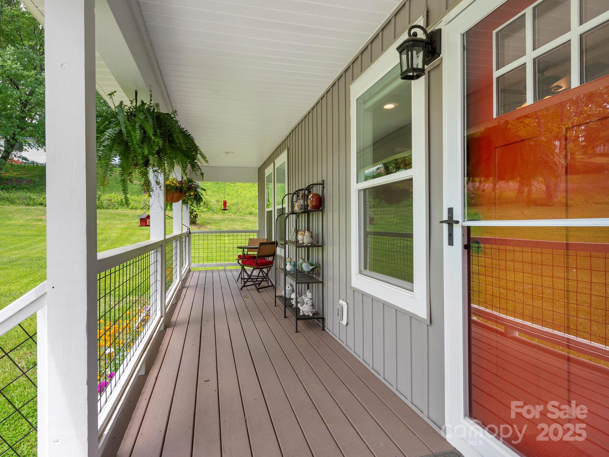 9 Ruff Road Leicester, NC 28748 - Photo 3 of 32