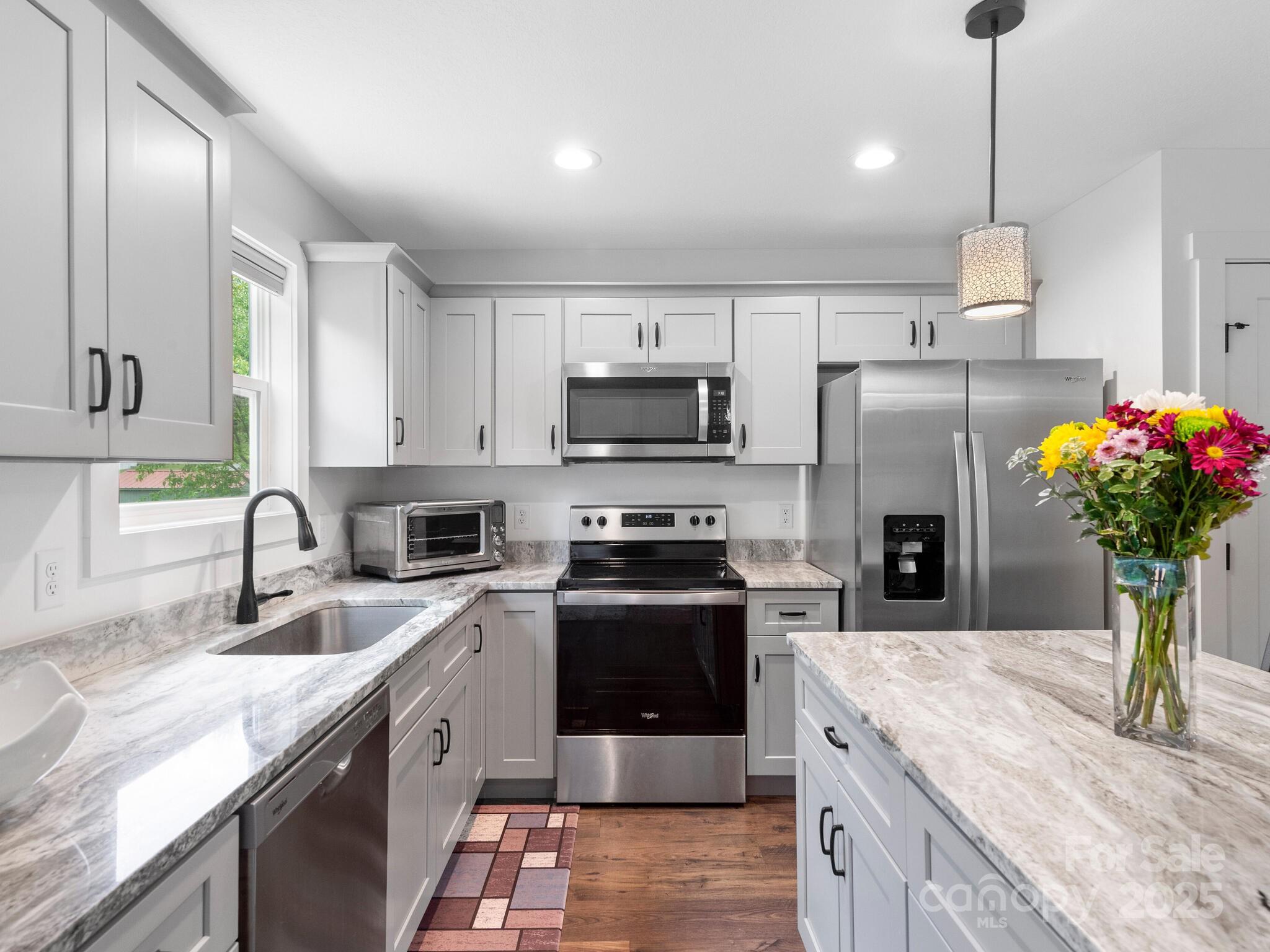 9 Ruff Road Leicester, NC 28748 - Photo 10 of 32