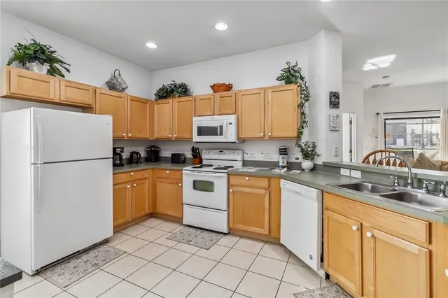 $408,500 | 16613 Caribbean Breeze Way, Unit 34714, Clermont, FL 34714