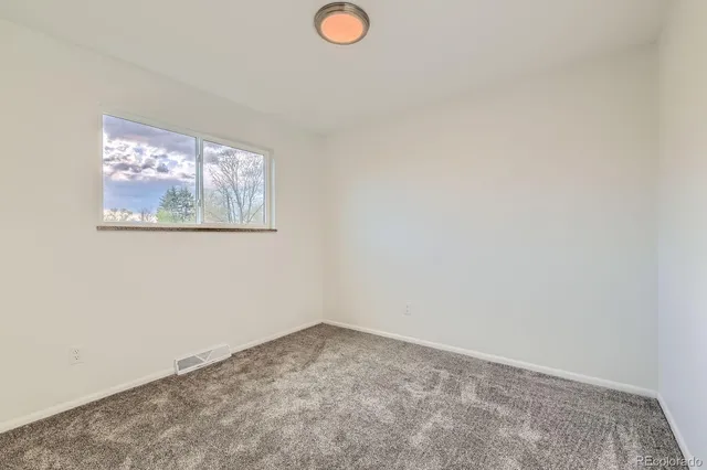 $3,400 | 1430 Lashley Street, Longmont, CO 80504