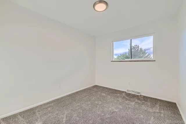 $3,400 | 1430 Lashley Street, Longmont, CO 80504