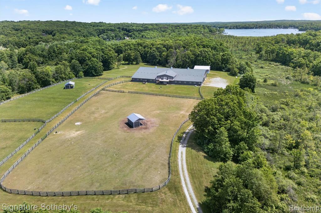 12700 Shaffer Road Davisburg, MI 48350 - Photo 87 of 99