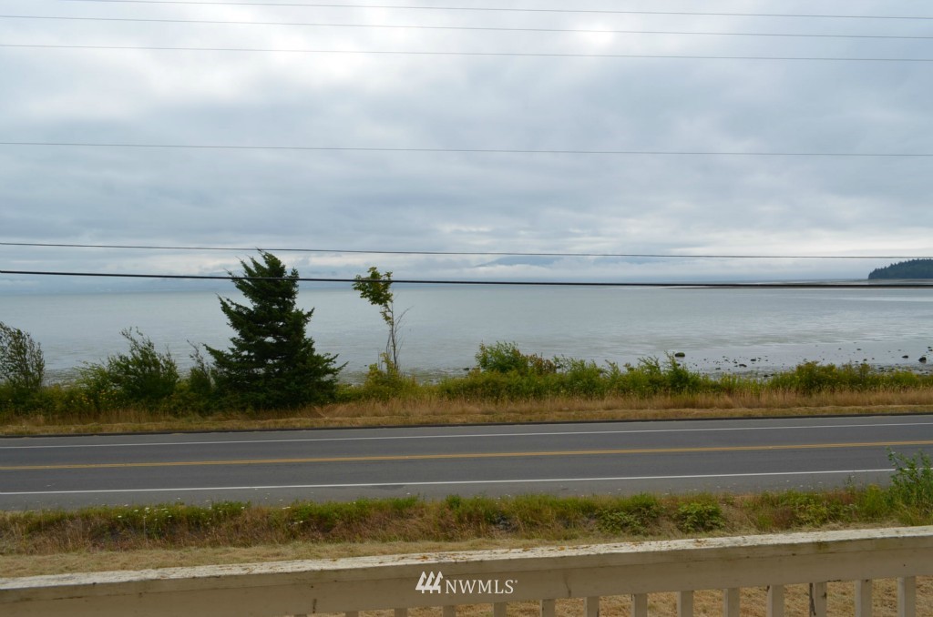 2581 Lummi Shore Road Bellingham, WA 98226 - Photo 3 of 21 Gallery Image 3