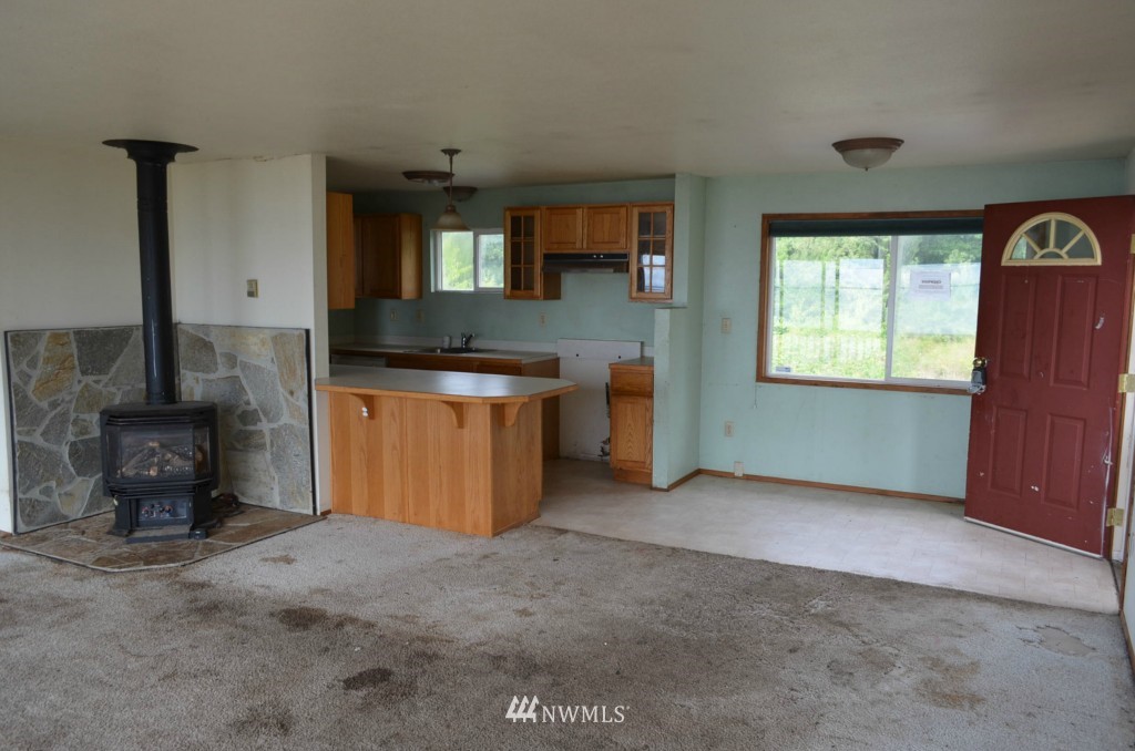 2581 Lummi Shore Road Bellingham, WA 98226 - Photo 6 of 21 Gallery Image 6