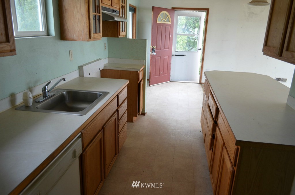 2581 Lummi Shore Road Bellingham, WA 98226 - Photo 8 of 21 Gallery Image 8