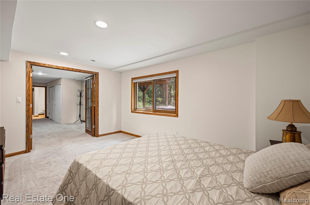 9611 Klais Road Clarkston, MI 48348 - Photo 34 of 44