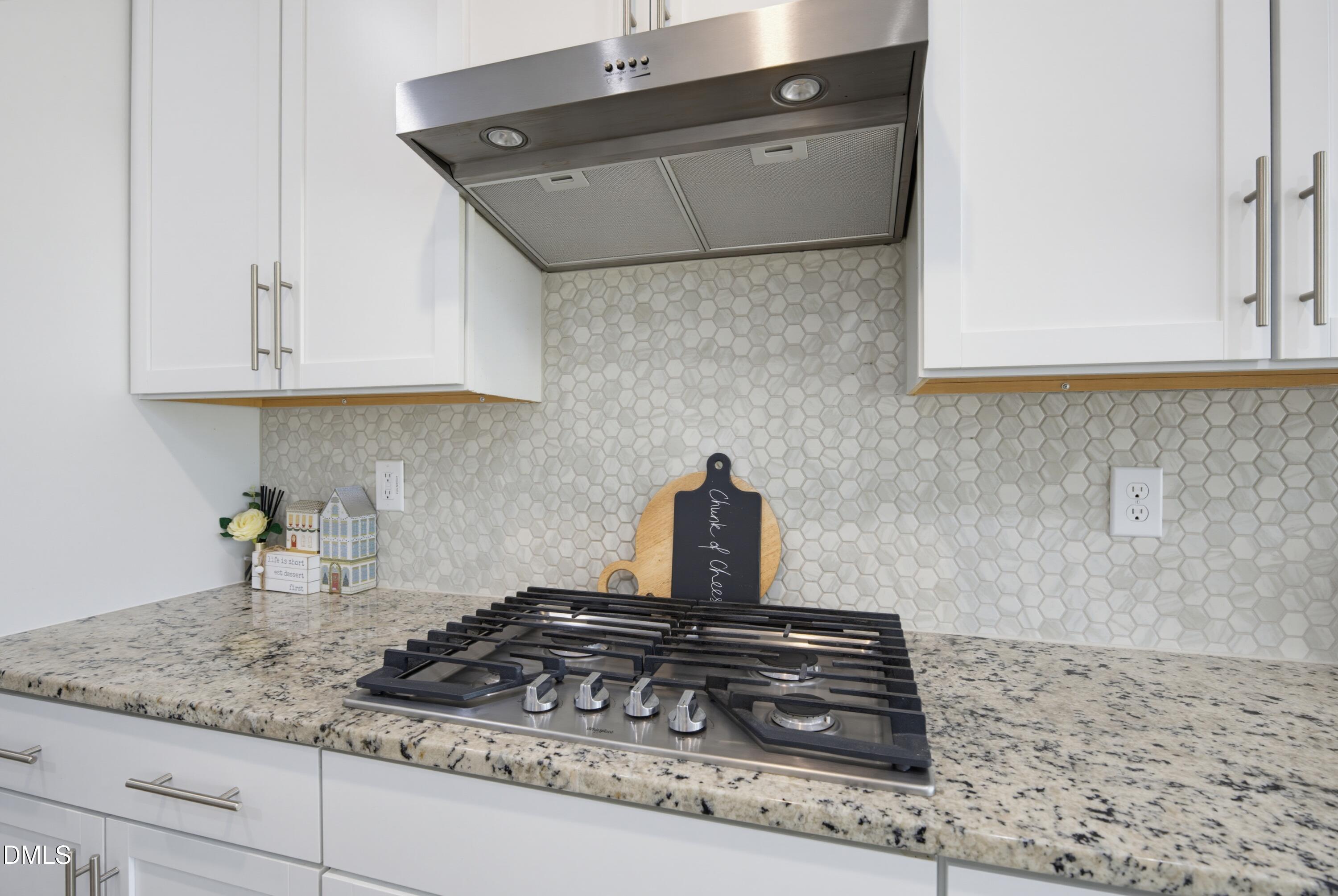 131 Acorn Grv Road Garner, NC 27529 - Photo 13 of 43 Cooktop