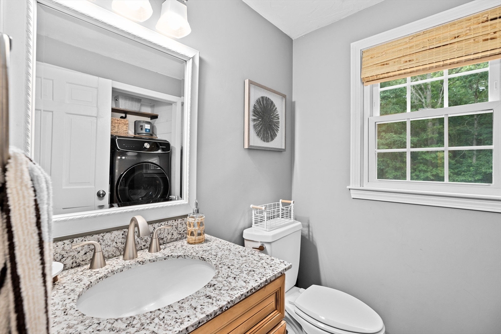 37 Jordan Road Franklin, MA 02038 - Photo 16 of 42 Gallery Image 16