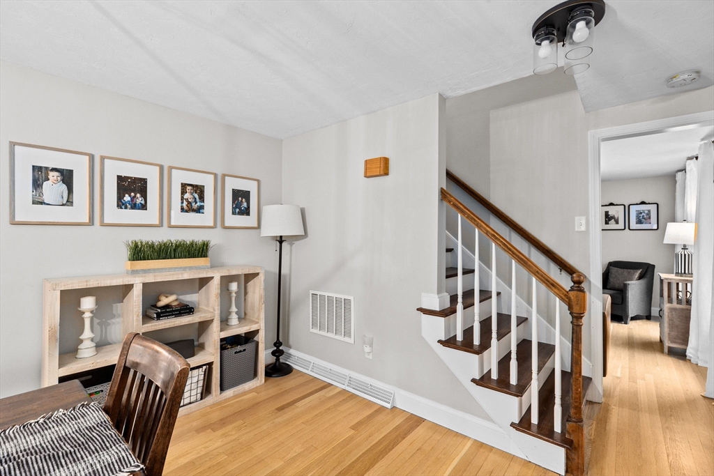 37 Jordan Road Franklin, MA 02038 - Photo 2 of 42 Gallery Image 2