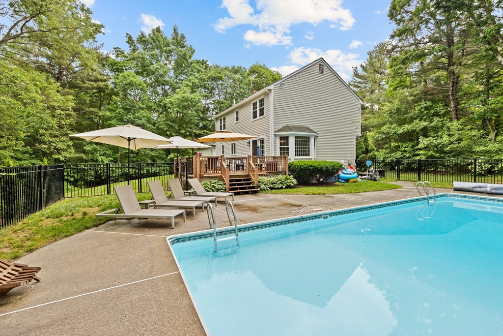 37 Jordan Road Franklin, MA 02038 - Photo 36 of 42 Gallery Image 36