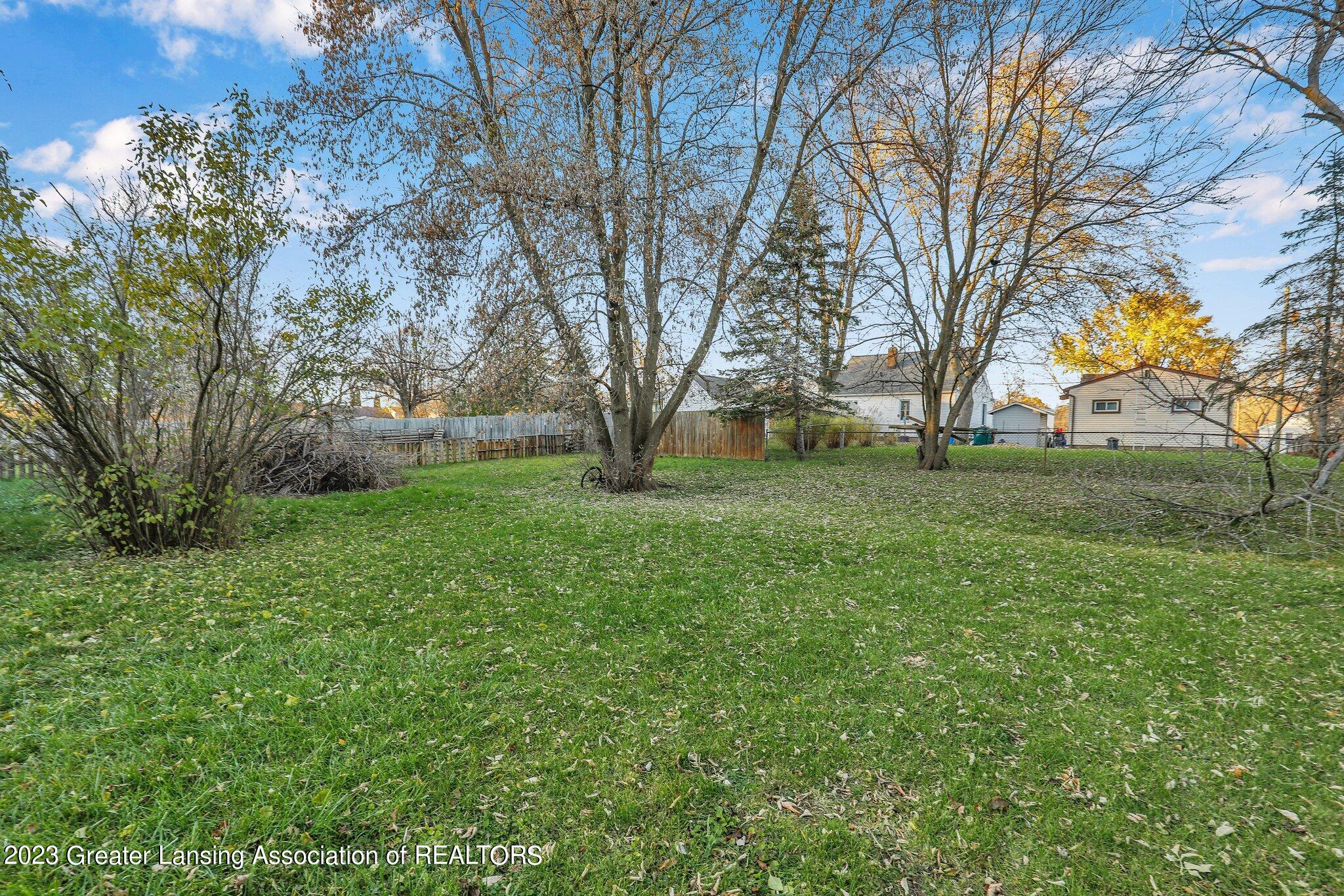 215 East Rouse Street Lansing, MI 48910 - Photo 26 of 27 27-web-or-mls-Open Ended Media-27
