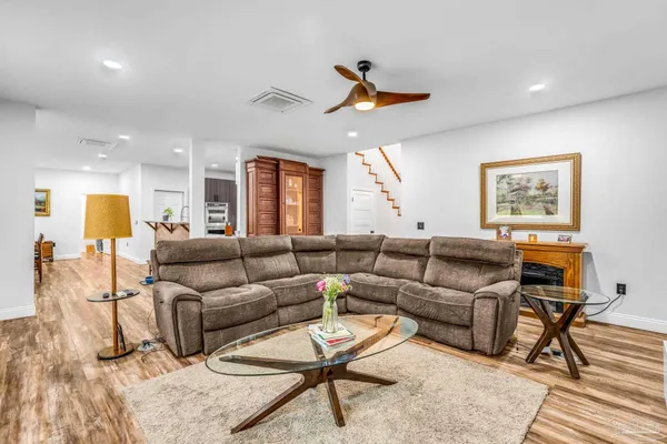 $859,000 | 1661 Comanche Trail, Gulf Breeze, FL 32563