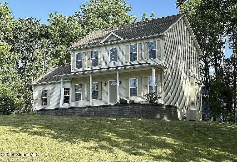 27 Vosburgh Road Halfmoon, NY 12118 - Photo 1 of 33 IMG_5699