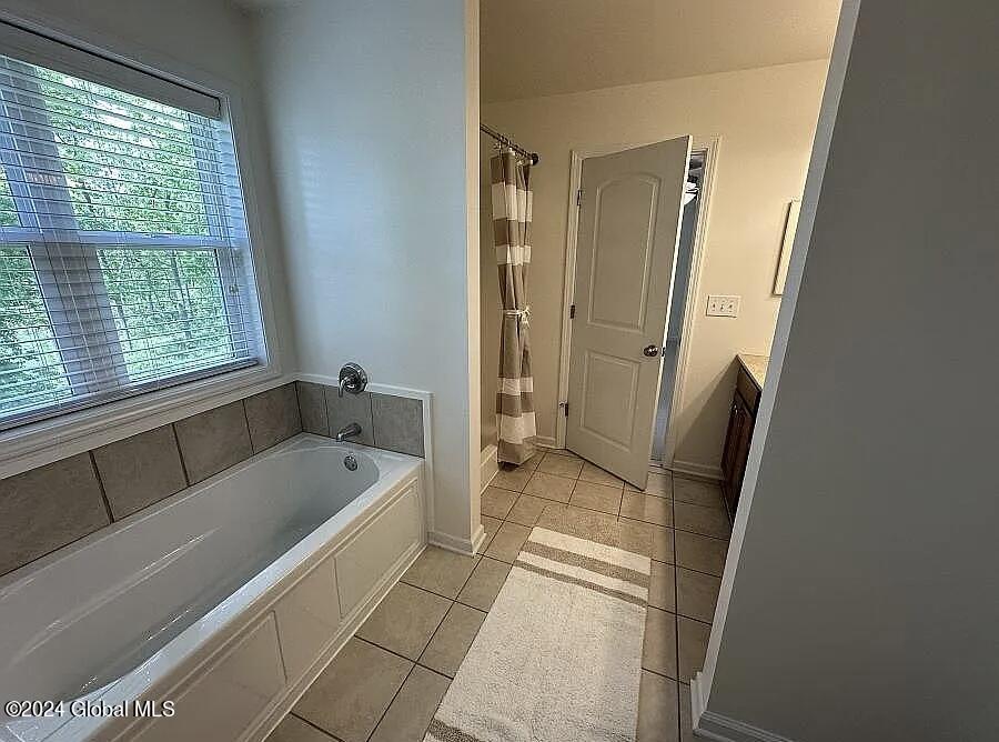 27 Vosburgh Road Halfmoon, NY 12118 - Photo 22 of 33 IMG_5719