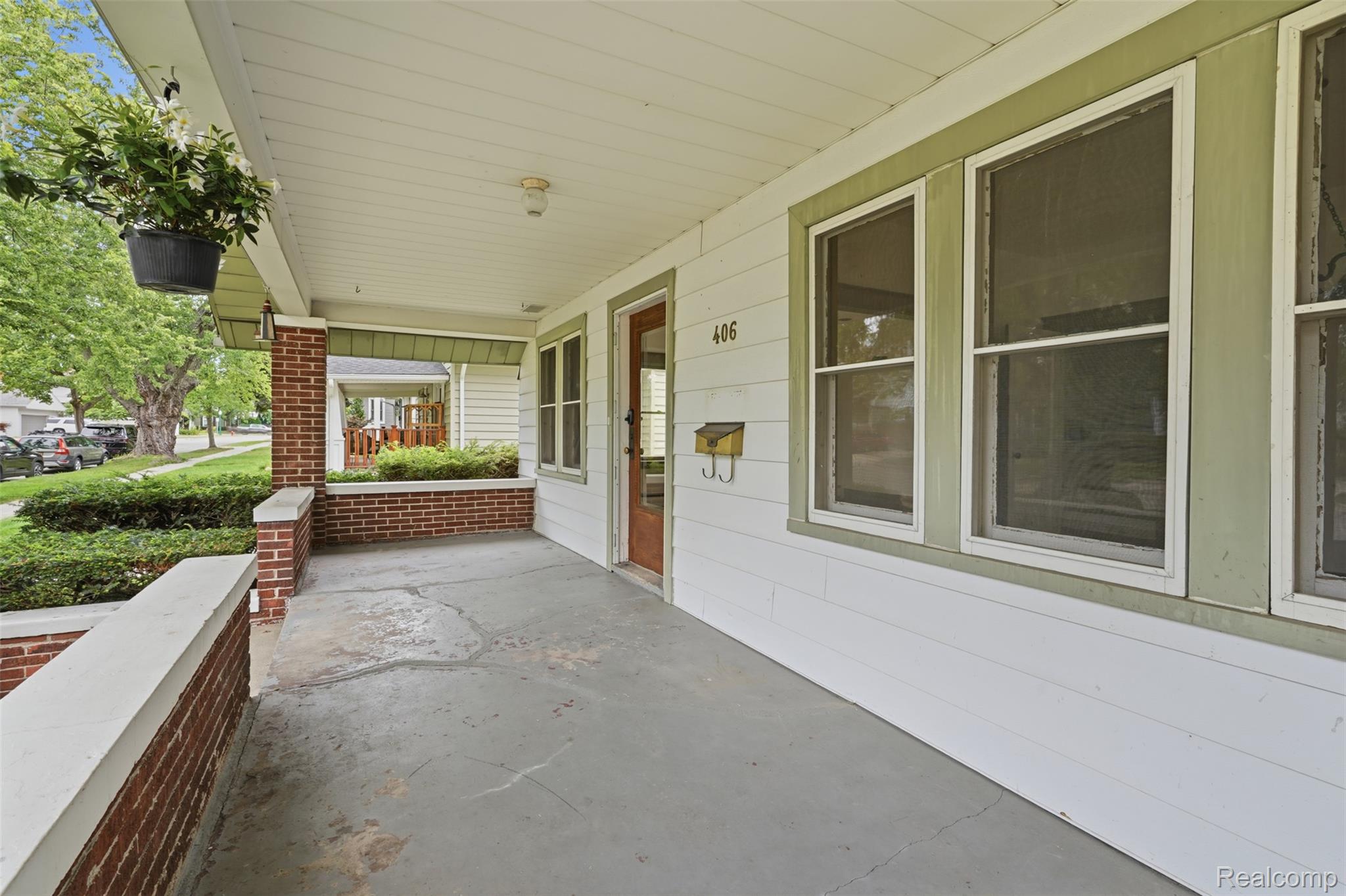 406 Wesley Street Rochester, MI 48307 - Photo 4 of 38 406 wesley-5.jpg