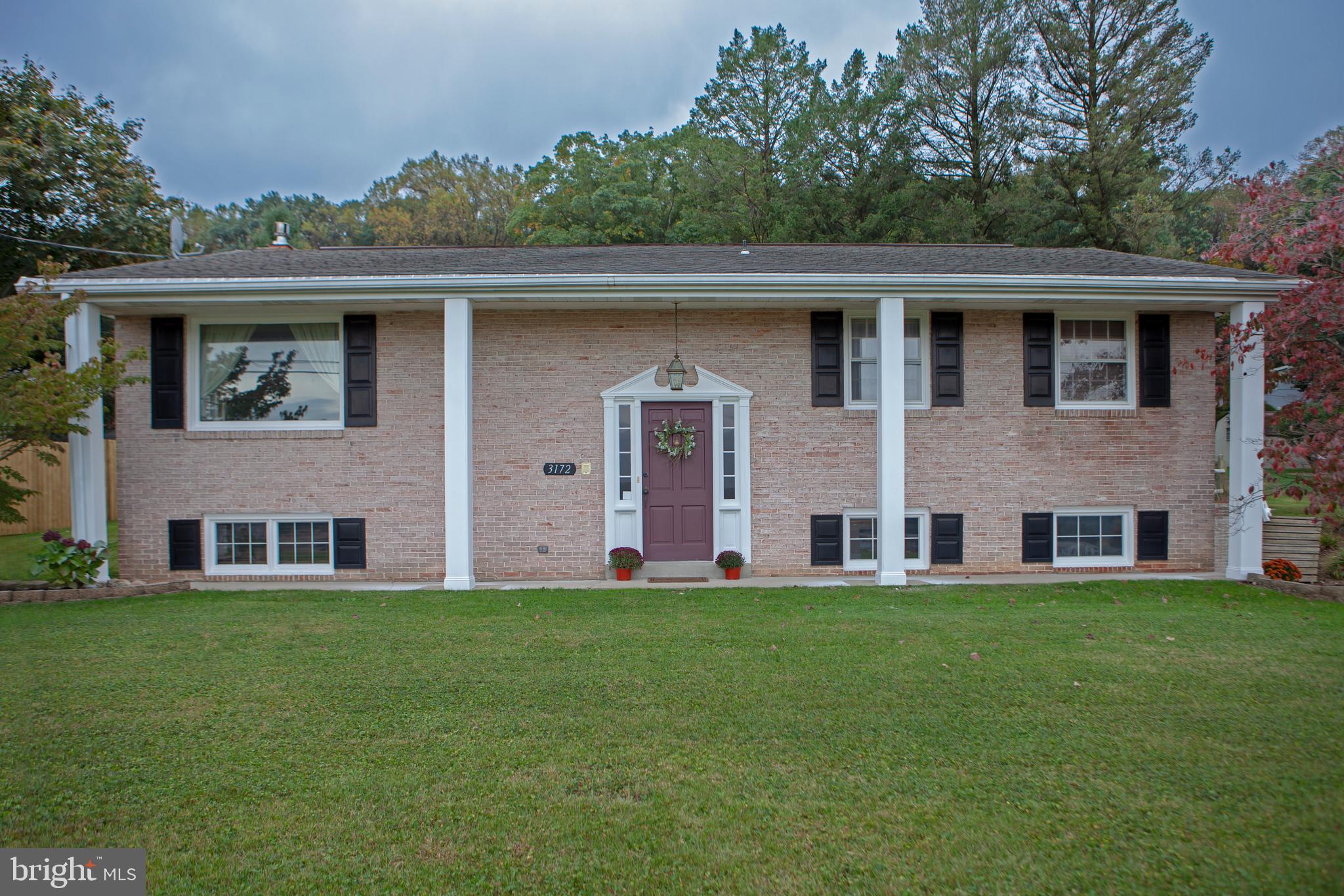 3172 Bowman Road Lancaster, PA 17601 - Photo 2 of 41 Front View