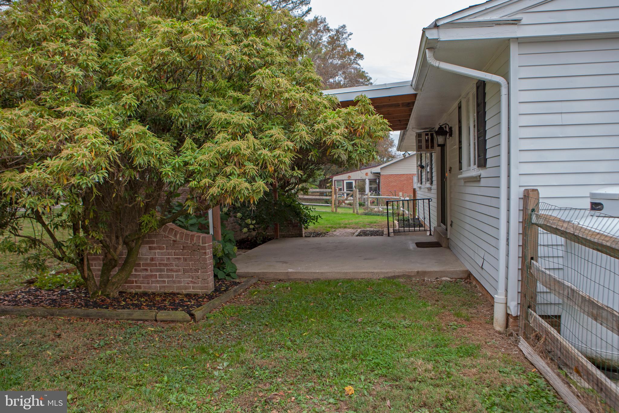 3172 Bowman Road Lancaster, PA 17601 - Photo 11 of 41 Covered Patio