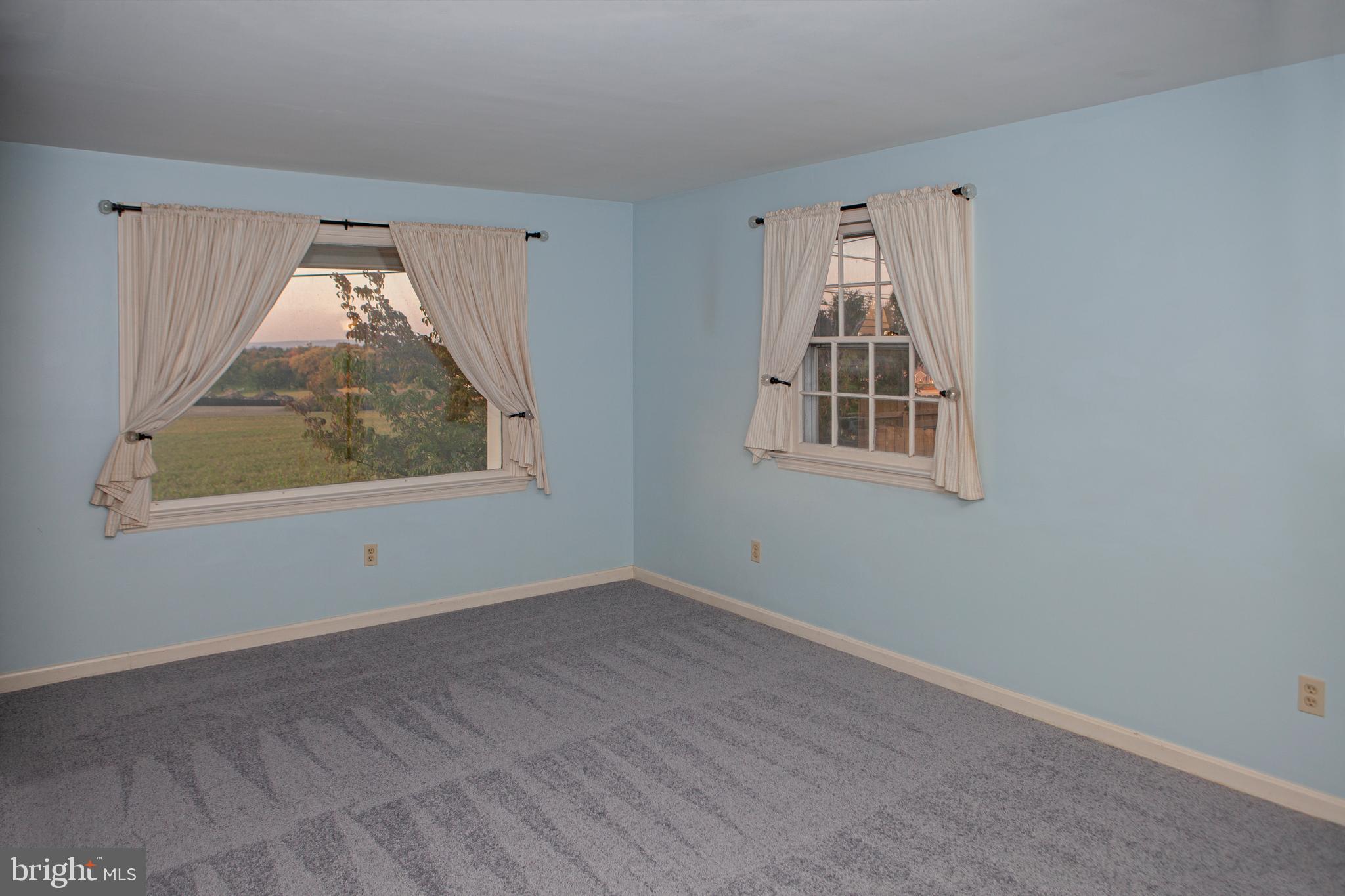 3172 Bowman Road Lancaster, PA 17601 - Photo 17 of 41 Lots of Natural Light