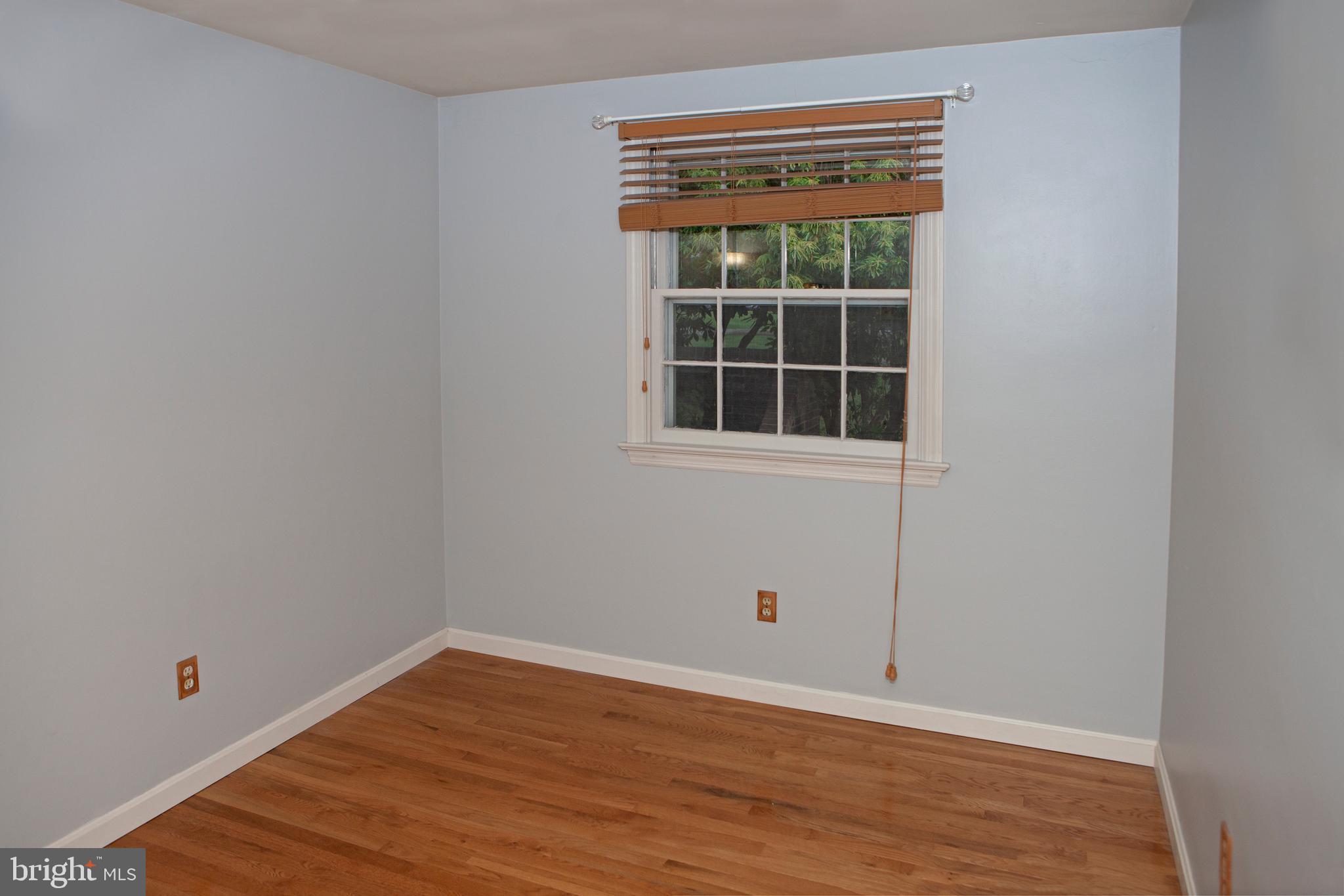 3172 Bowman Road Lancaster, PA 17601 - Photo 32 of 41 Bedroom 3