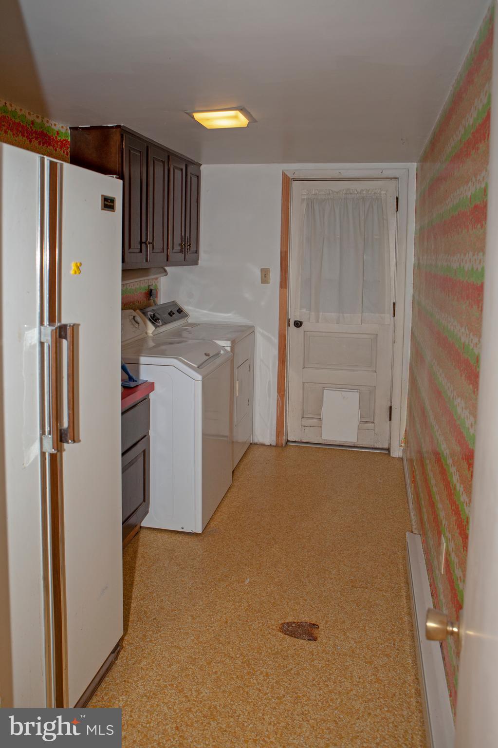 3172 Bowman Road Lancaster, PA 17601 - Photo 41 of 41 Large Laundry Room