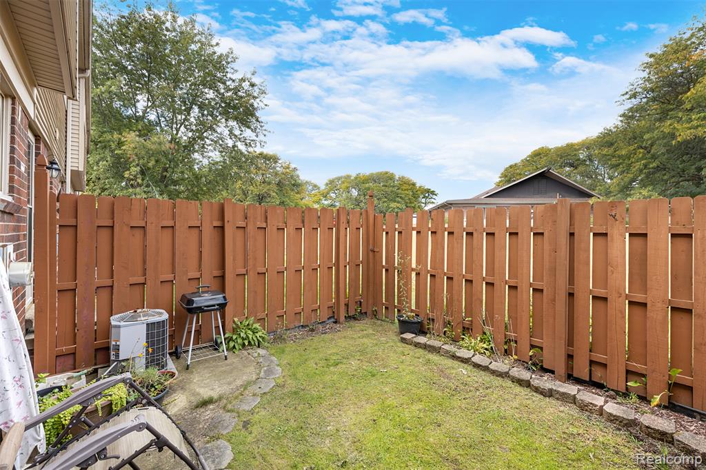 23364 Baker Street Taylor, MI 48180 - Photo 22 of 23 Gallery Image 22