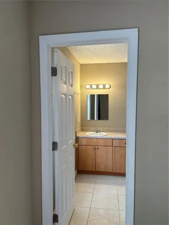 $1,400 | 21020 Voyager Boulevard, Unit 2, Land O' Lakes, FL 34638