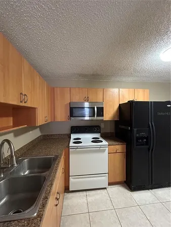 $1,400 | 21020 Voyager Boulevard, Unit 2, Land O' Lakes, FL 34638