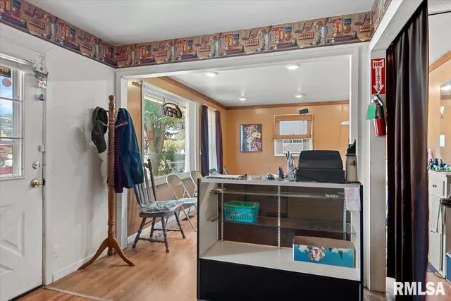 $160,000 | 840 West Walnut Street, Jacksonville, IL 62650