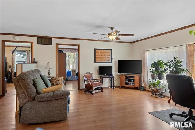 $160,000 | 840 West Walnut Street, Jacksonville, IL 62650