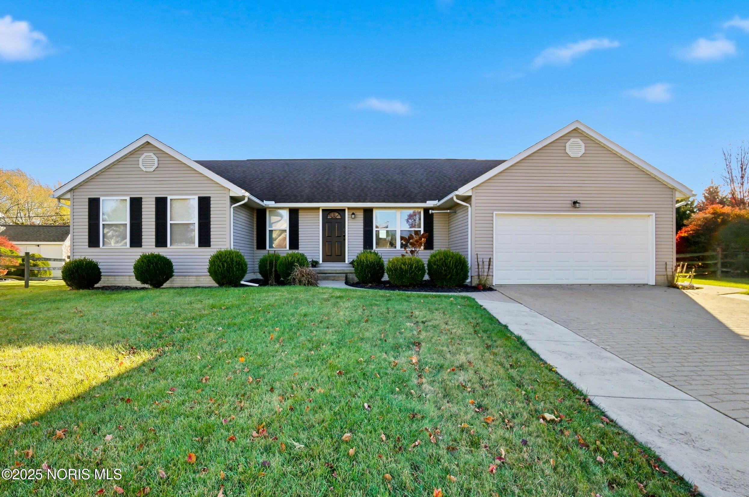454 Blue Jacket Road Perrysburg, OH 43551 - Photo 1 of 40 001