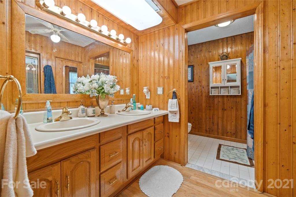 620 Swanson Road Lenoir, NC 28645 - Photo 29 of 38 Gallery Image 29