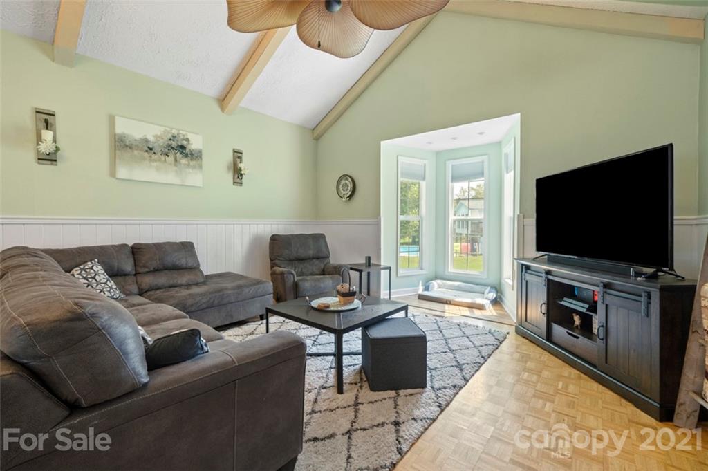 620 Swanson Road Lenoir, NC 28645 - Photo 4 of 38 Gallery Image 4