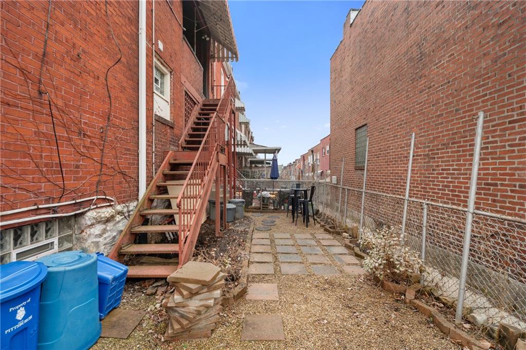 368 44th Street Pittsburgh, PA 15201 - Photo 30 of 39