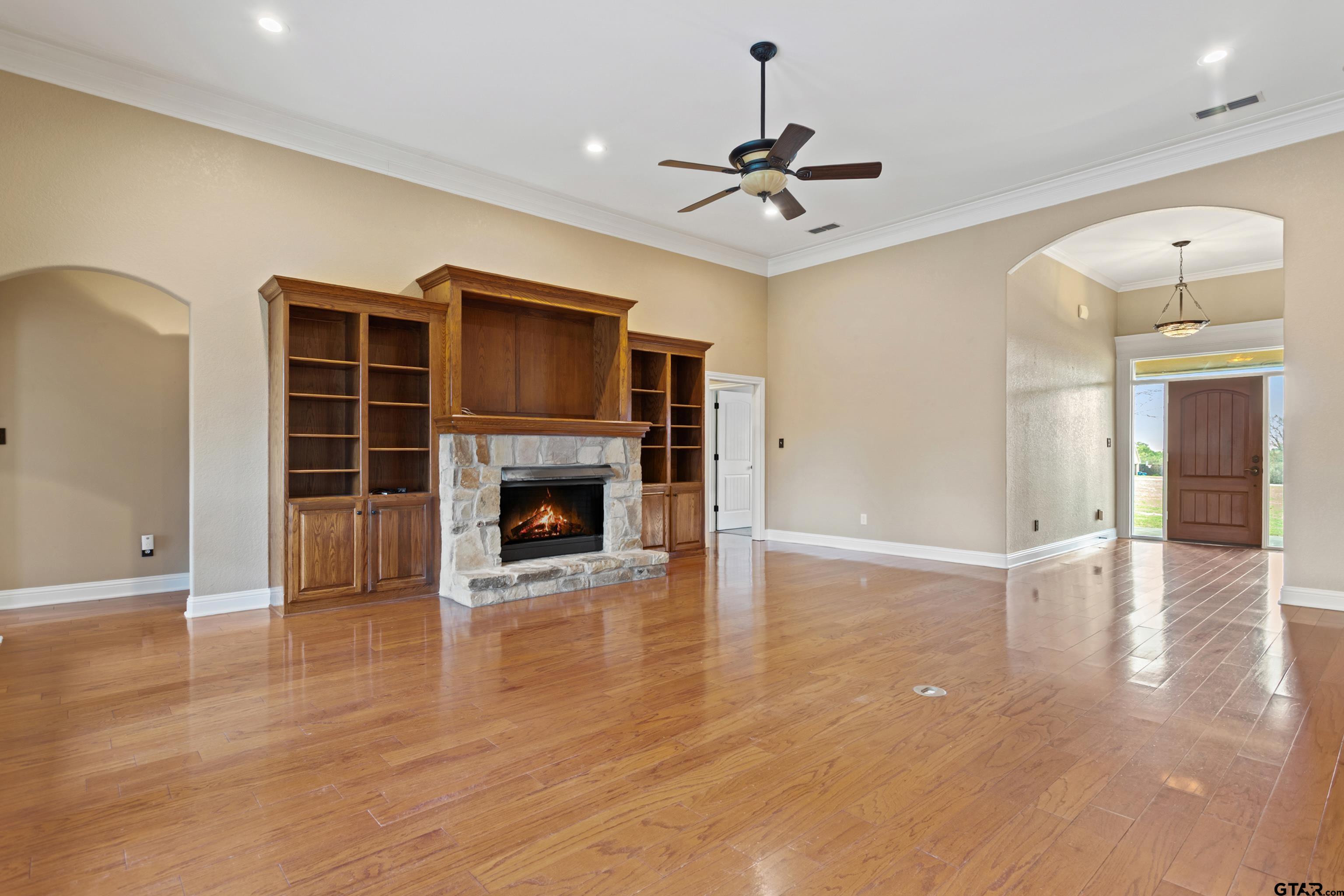 16551 Fox Run Lane Lindale, TX 75771 - Photo 4 of 41