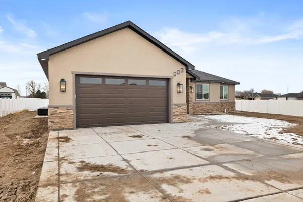 $419,900 | 603 Manning Circle, Paul, ID 83347