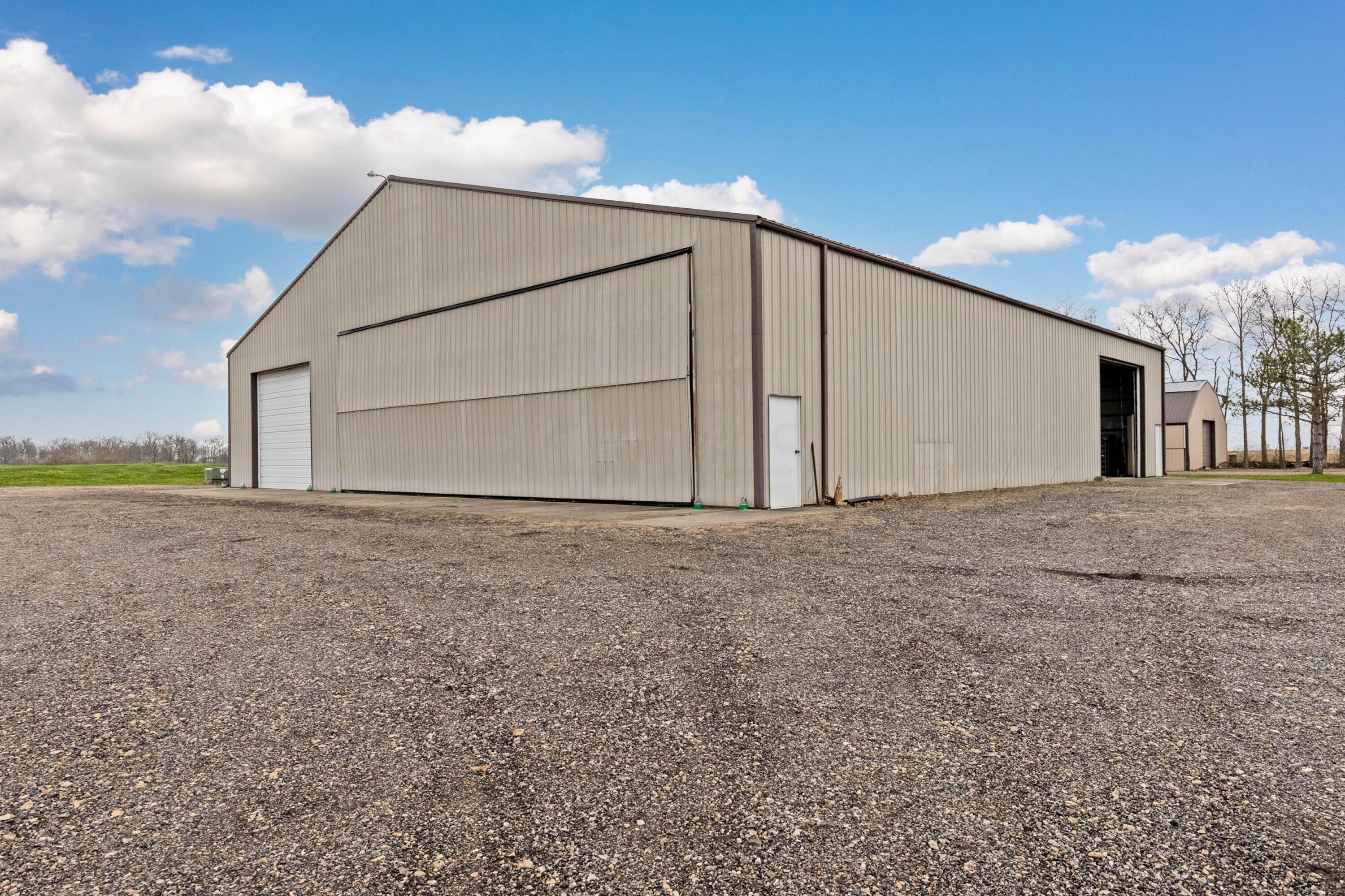 9525 Pringle-Benjamin Road London, OH 43140 - Photo 57 of 87 53. Tee Hangar