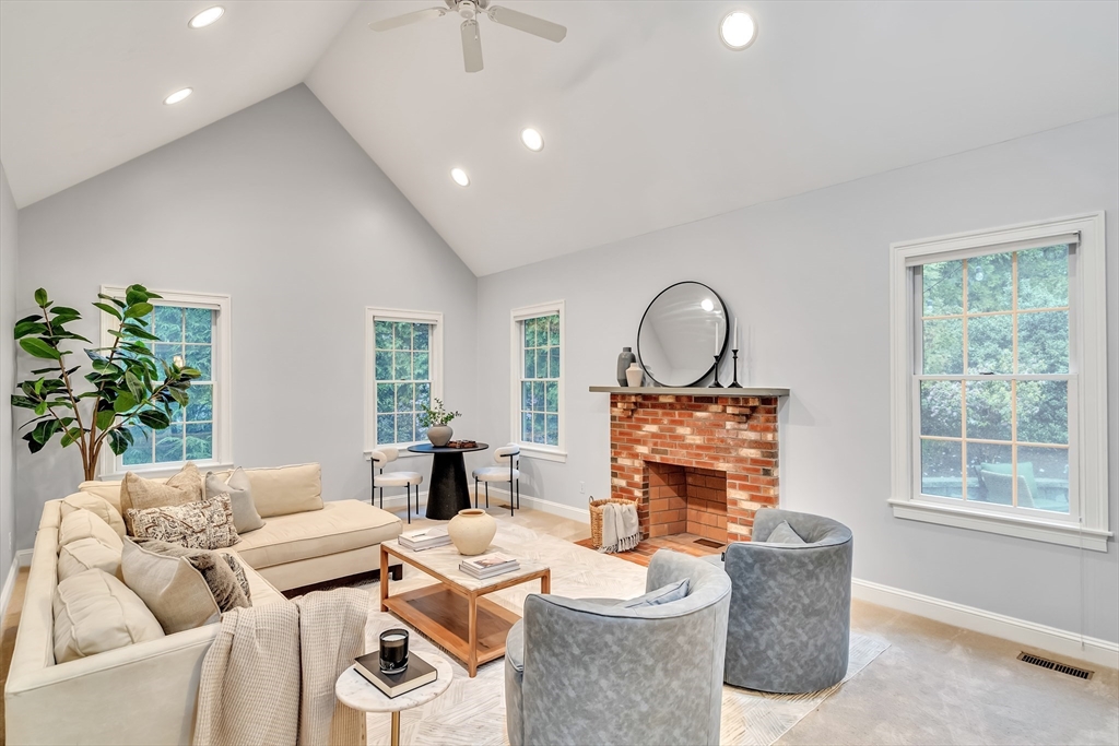46 Holmes Street Needham, MA 02492 - Photo 11 of 36