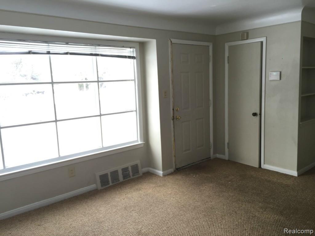 20106 Lahser Road Detroit, MI 48219 - Photo 12 of 12