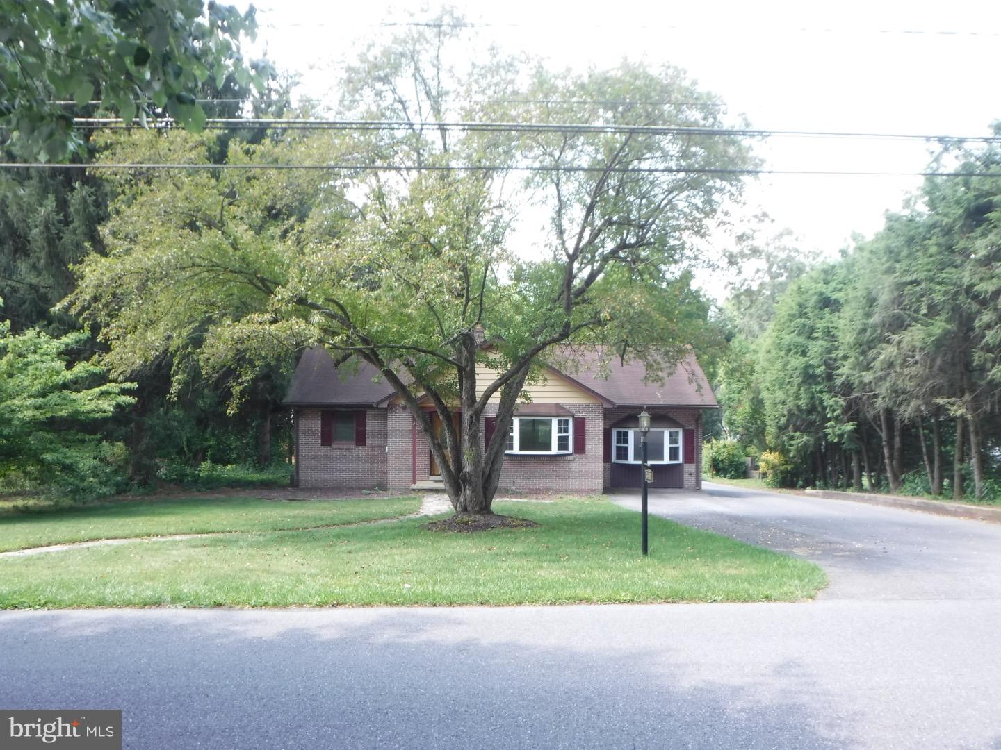 3400 Eisenbrown Road Reading, PA 19605 - Photo 1 of 25 Gallery Image 1
